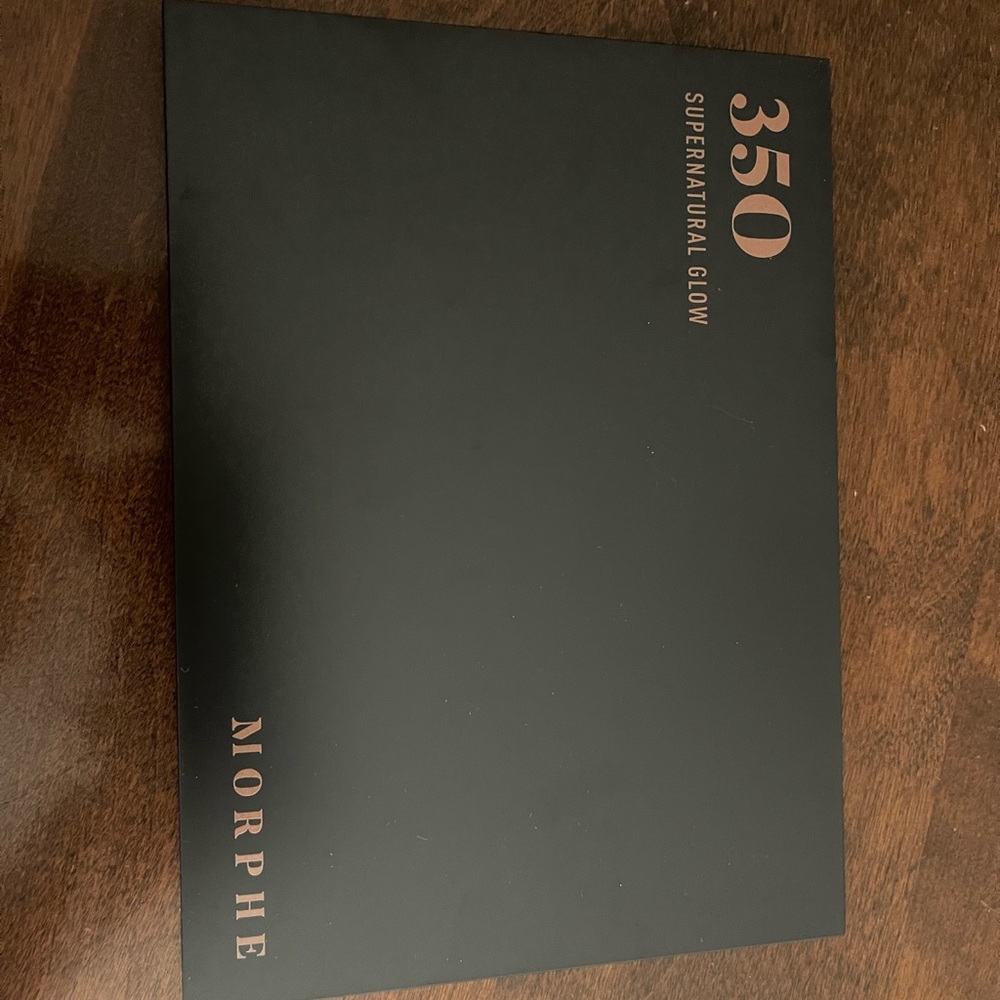 Morphe 350 pallet
